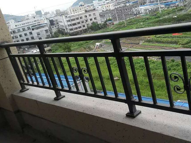武威鋅鋼護欄網